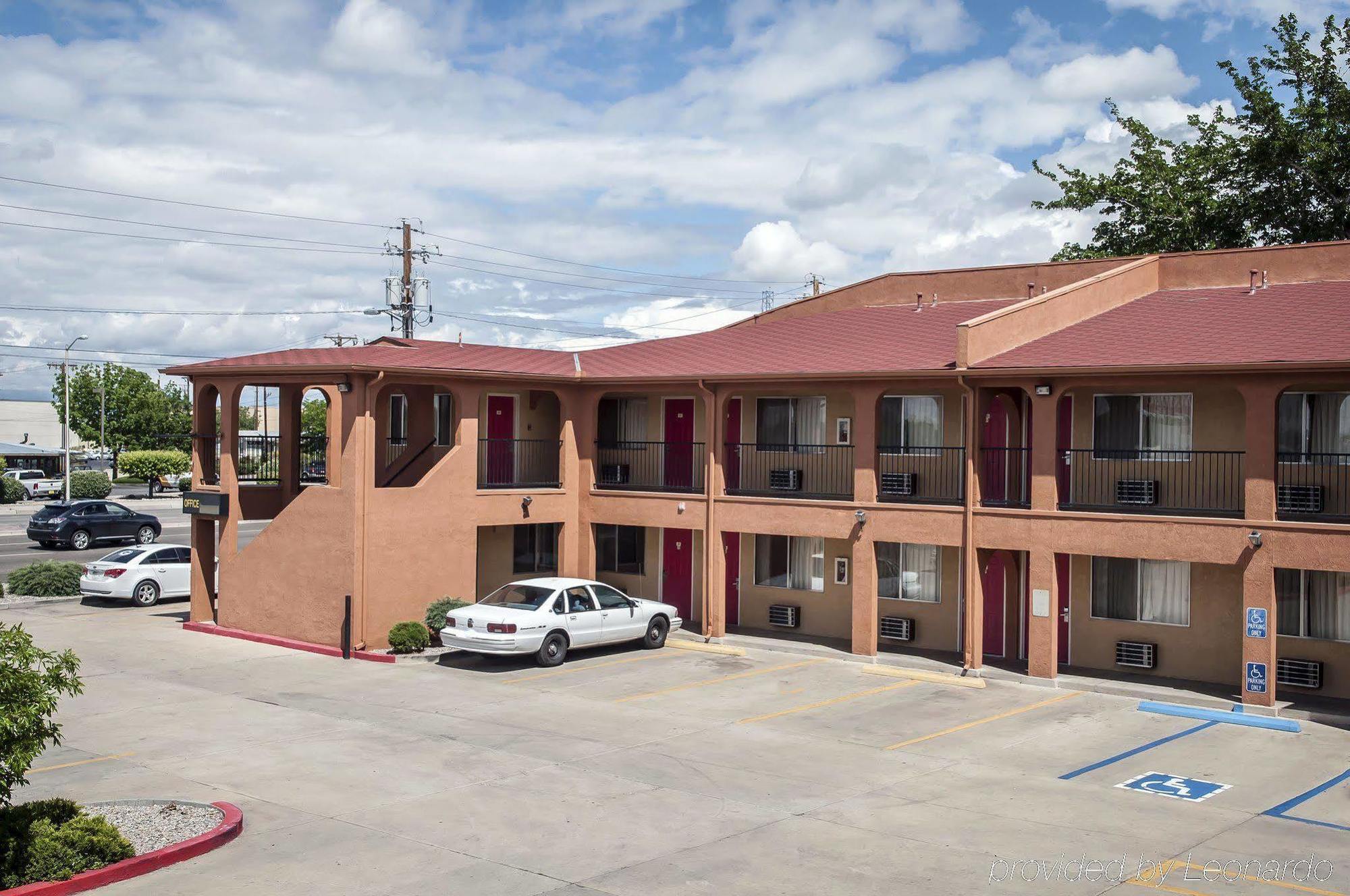 Econo Lodge Midtown אלבוקרקי מראה חיצוני תמונה