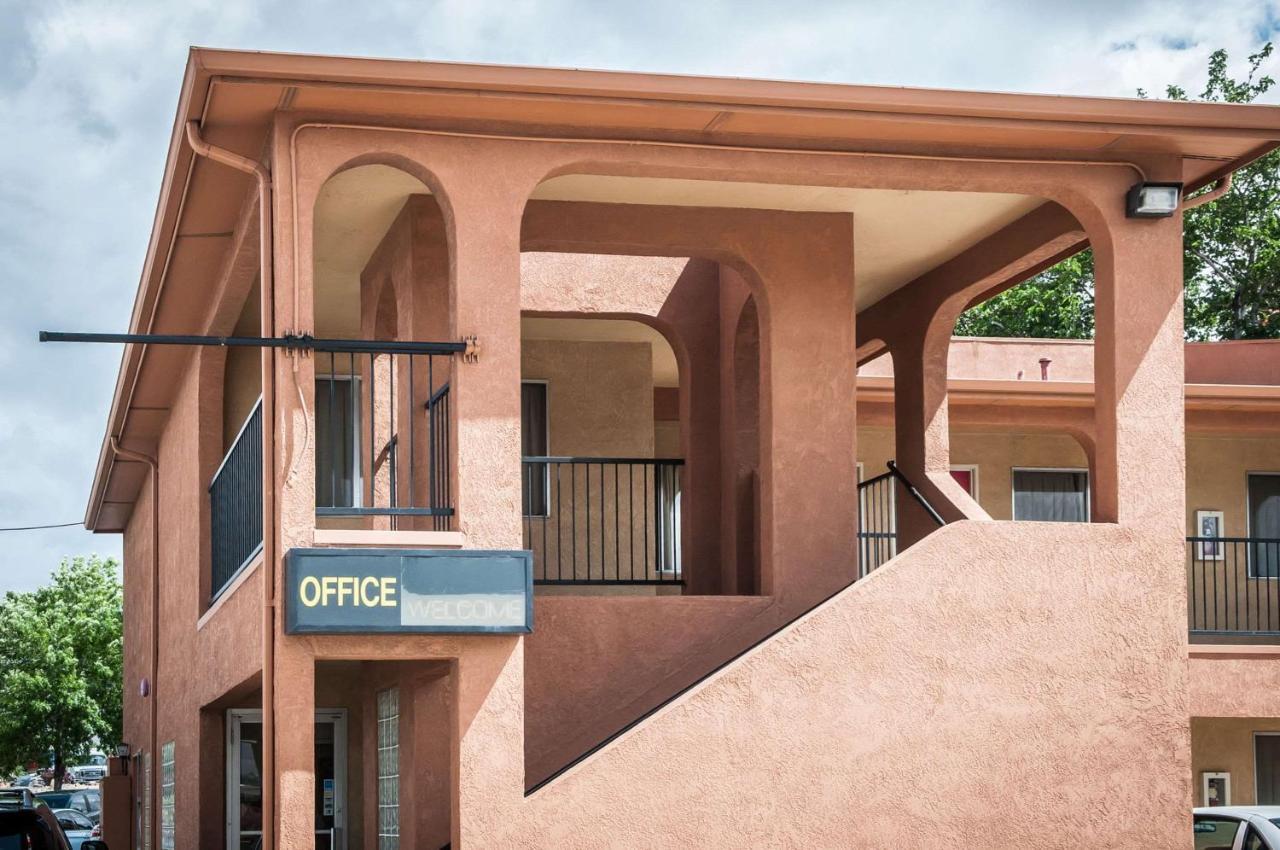 Econo Lodge Midtown אלבוקרקי מראה חיצוני תמונה